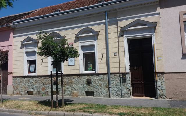 R�V Szenved�lybeteg-seg�t� Szolg�lat